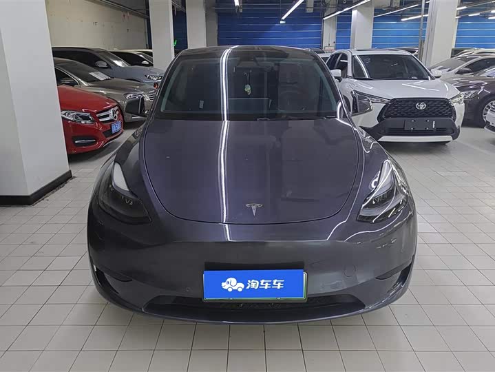 Zdjęcie 2 - Tesla Model Y