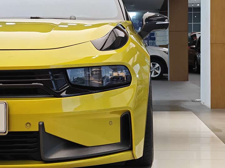 Lynk & Co 03 2020 2020款 03+ 2.0TD 自动驭风版