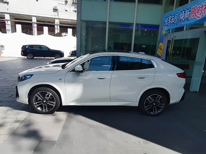Фото 4 - BMW X2