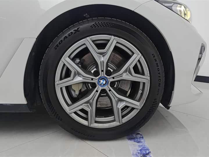 Фото 6 - BMW i3