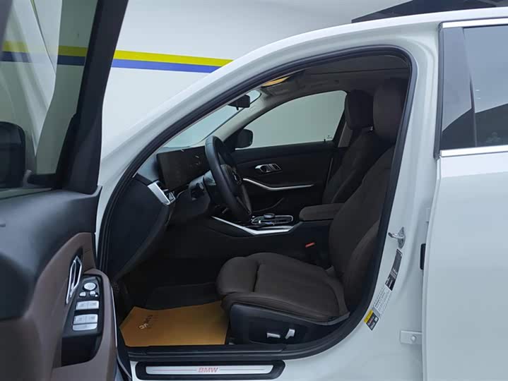 Фото 9 - BMW i3