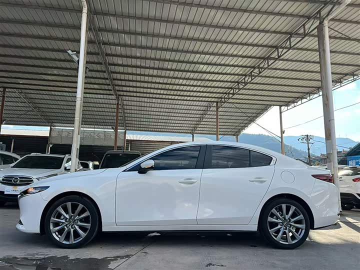 Фото 8 - Mazda 3 (Axela)