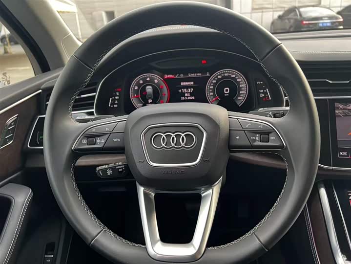 Audi Q7 2025 2025款 55 TFSI quattro S line运动型