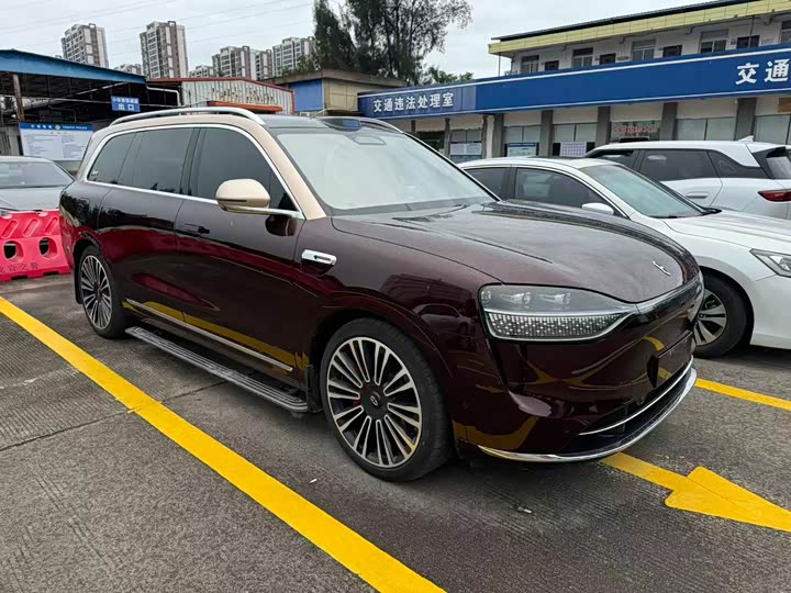 Aito M9 2025 2025款 增程 Max版 52kWh 6座版 (192线激光雷达）