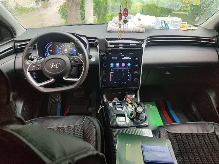 Photo 5 - Hyundai Tucson L