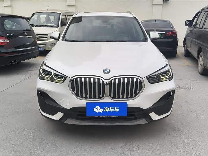 Zdjęcie 2 - BMW X1