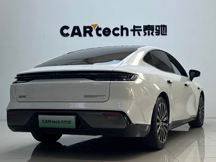 Фото 4 - Geely Galaxy Starshine 8 EM-i