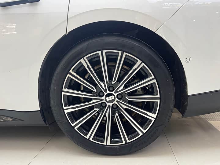 Фото 7 - Geely Galaxy Starshine 8 EM-i