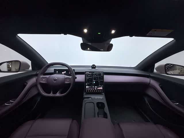 Фото 7 - Nio ET5T