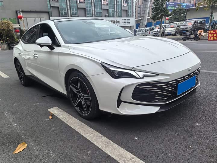 MG Motor 7 2025 2025款 2.0T Trophy+ 超级运动版