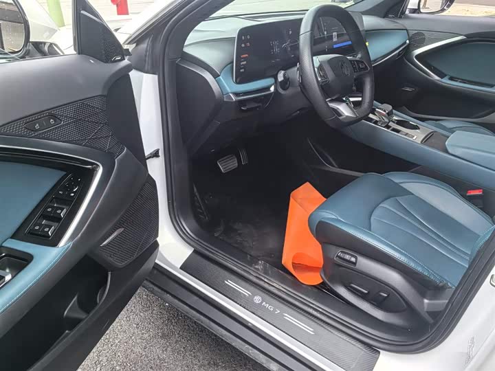 MG Motor 7 2025 2025款 2.0T Trophy+ 超级运动版