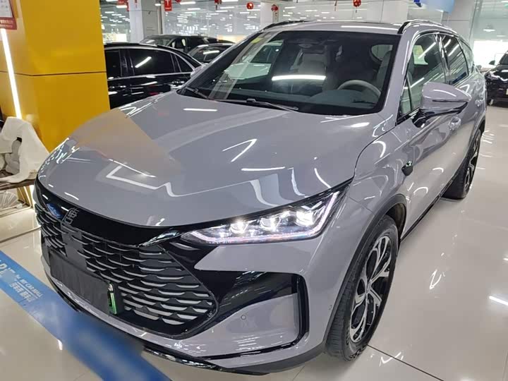 Фото 2 - BYD Tang Hybrid/EV