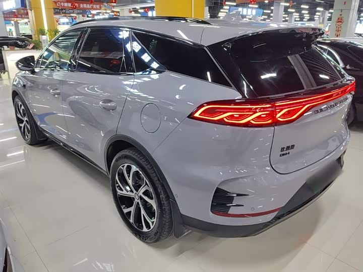 Фото 5 - BYD Tang Hybrid/EV