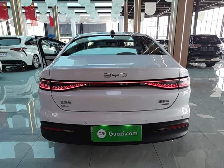 BYD Seal 05 DM-i Hybrid 2025 2025款 DM-i 智驾版 120KM旗舰型