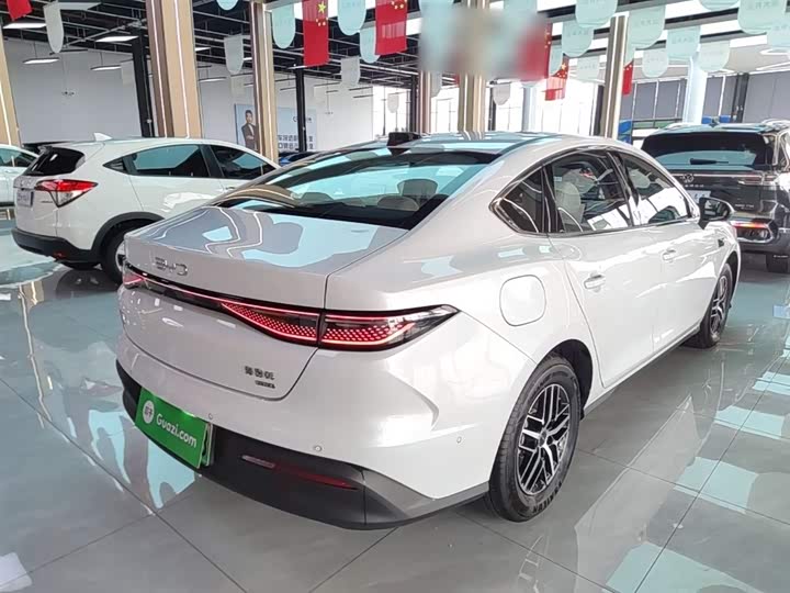 BYD Seal 05 DM-i Hybrid 2025 2025款 DM-i 智驾版 120KM旗舰型