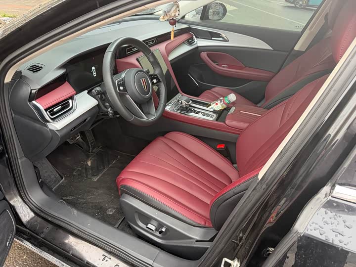 Hongqi H5 2025 2025款 2.0T 自动旗畅版