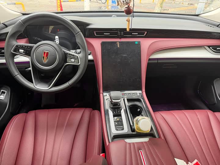 Hongqi H5 2025 2025款 2.0T 自动旗畅版