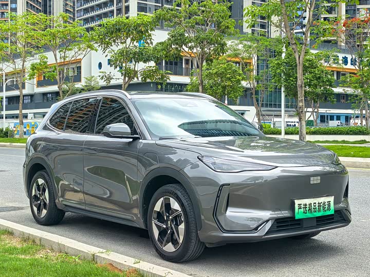 Фото 3 - Geely Galaxy E5