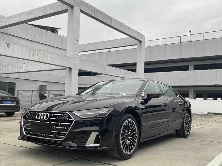 2025 Audi A7L
