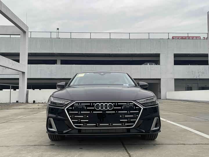 2025 Audi A7L