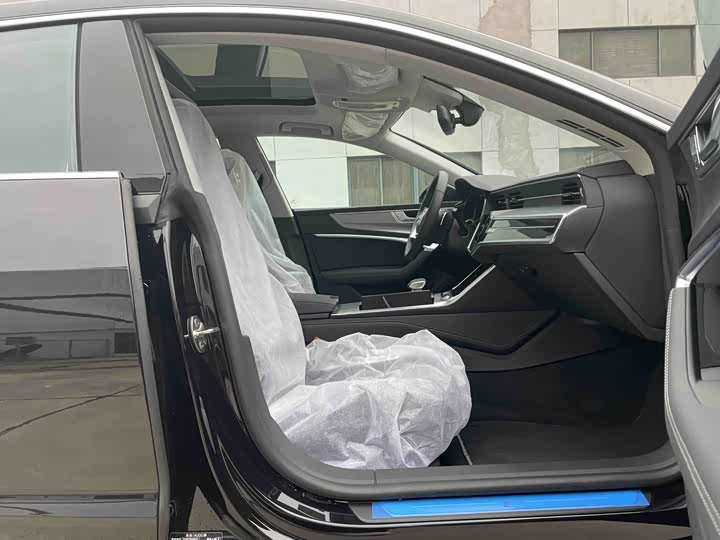 Audi A7L 2025 2025款 45 TFSI 豪华型