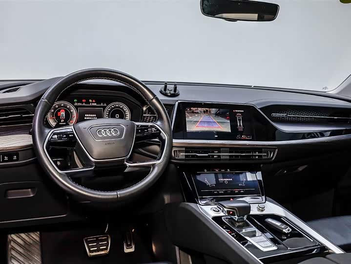 Audi Q6 2024 2024款 40 TFSI quattro 观云型 羽林套装 7座