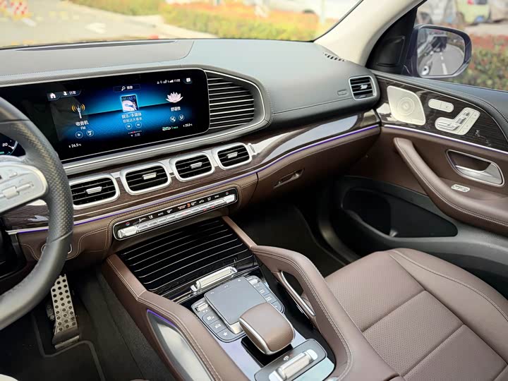 Фото 9 - Mercedes-Benz GLS-Class
