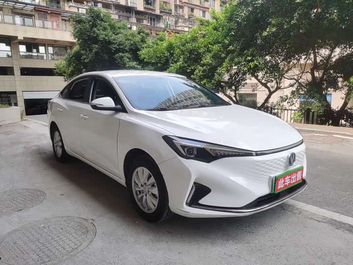 Zdjęcie 2 - Changan Eado EV