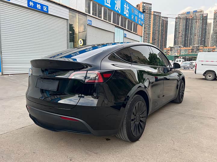 Tesla Model Y 2022 2022款 改款 后轮驱动版