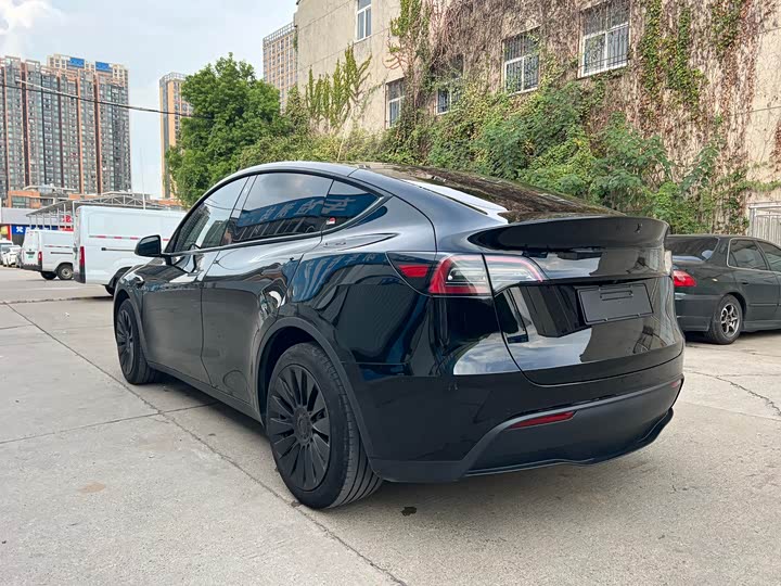 Tesla Model Y 2022 2022款 改款 后轮驱动版