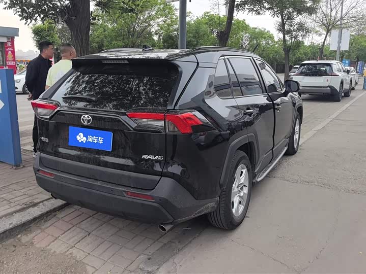 Toyota RAV4 2024 2024款 2.0L CVT两驱都市版