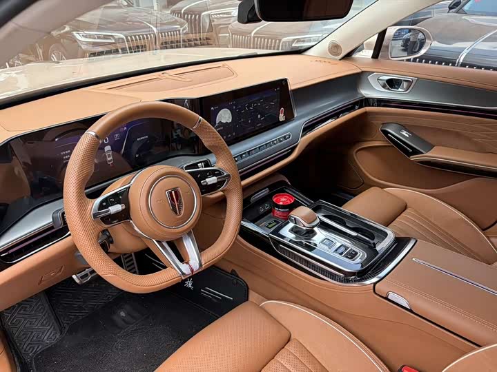 Photo 8 - Hongqi H9