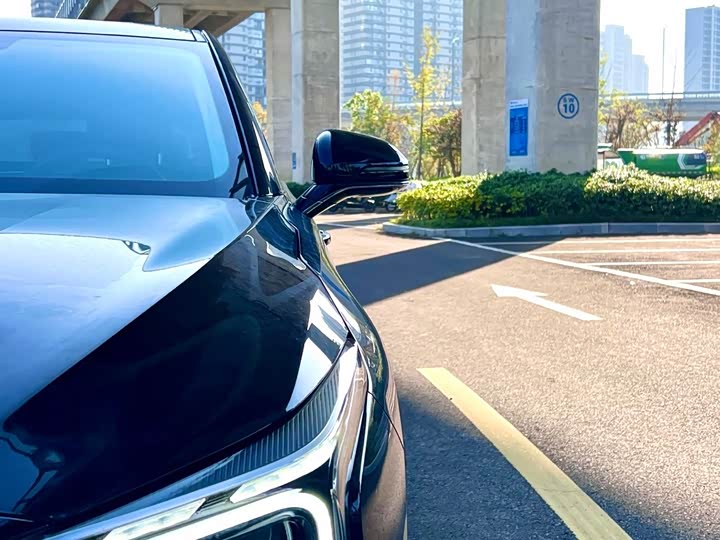 Bestune B70 2023 2023款 第三代 1.5T 自动悦享型70周年纪念版