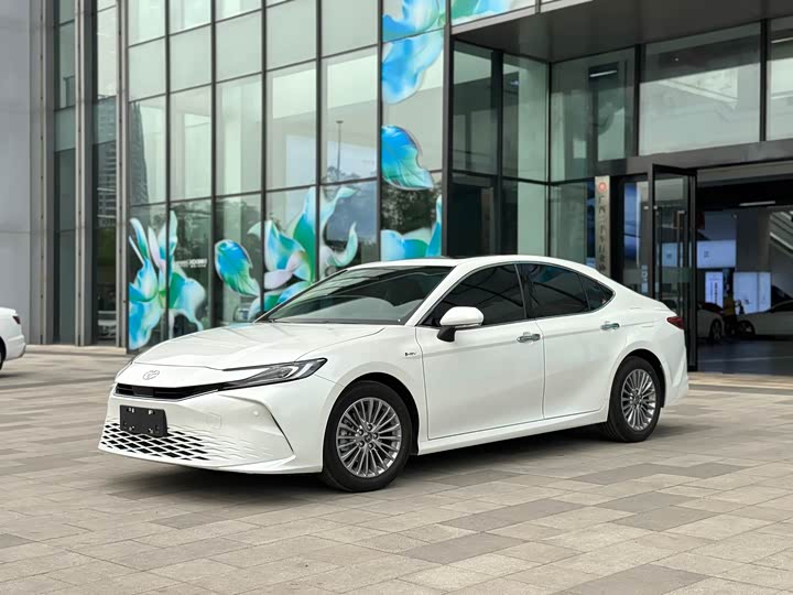 Toyota Camry 2026 2026款 双擎 2.0HGVP 豪华版