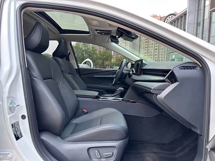 Toyota Camry 2026 2026款 双擎 2.0HGVP 豪华版