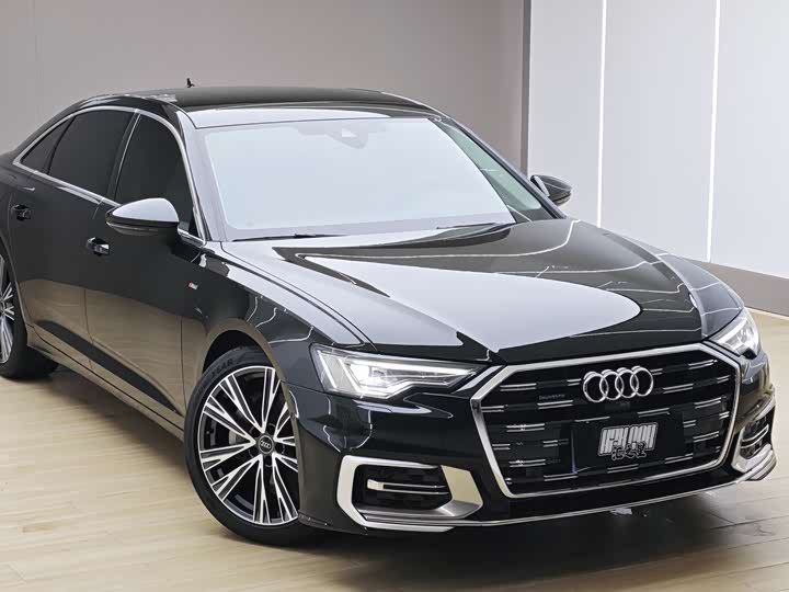 Фото 7 - Audi A6L
