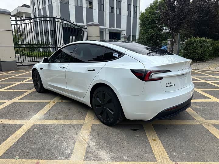 Tesla Model 3 2025 2025款 改款 后轮驱动版