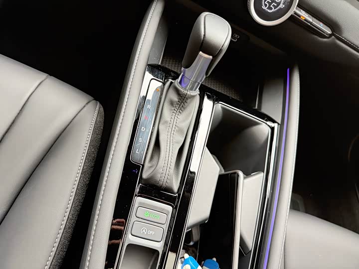 Honda Accord 2025 2025款 运动系列 260TURBO 豪华版