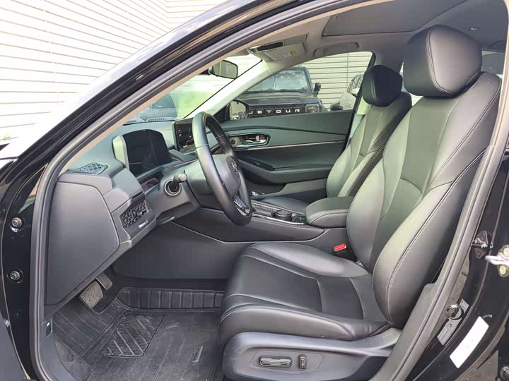Фото 6 - Honda Accord