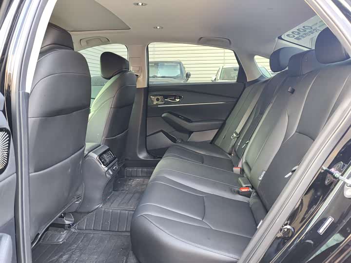 Фото 7 - Honda Accord