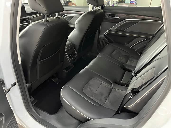 Zdjęcie 8 - Haval H6