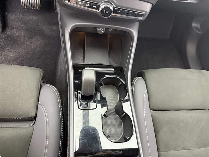 Volvo C40 2023 2023款 长续航版