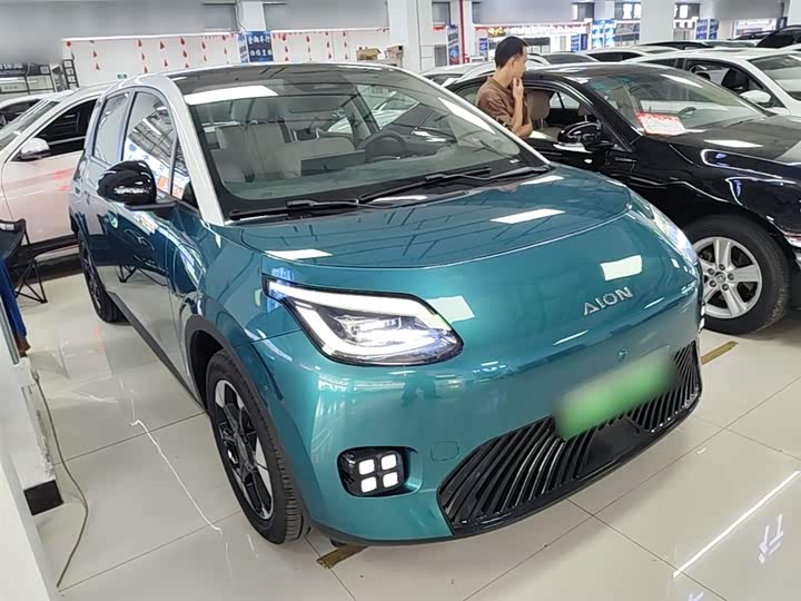 2025 GAC Aion UT