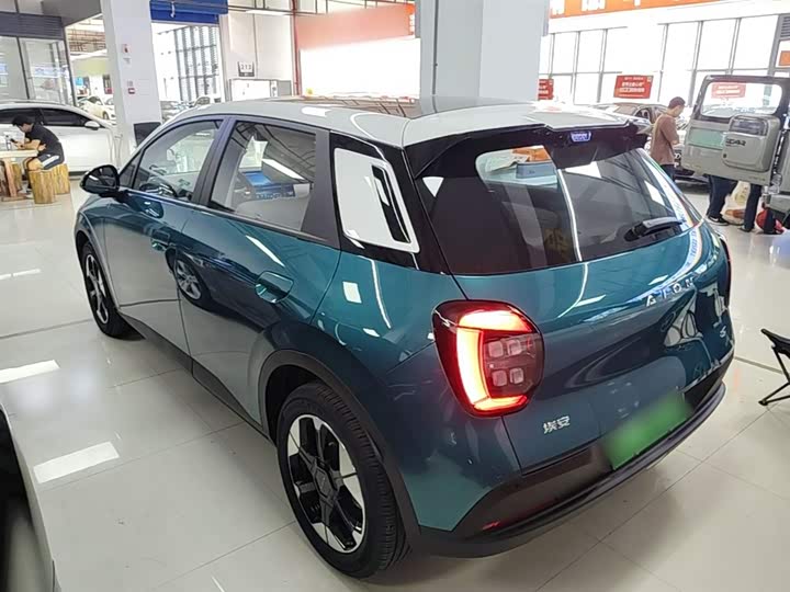 2025 GAC Aion UT