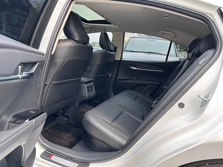 Toyota Camry 2026 2026款 双擎 2.0HGVP 豪华版