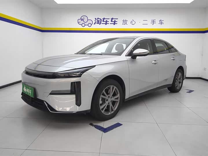 Фото 1 - Geely Galaxy L6
