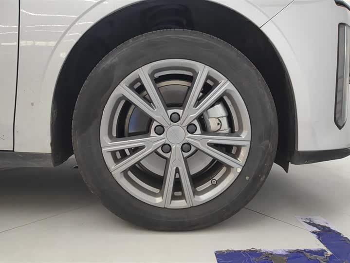 Фото 6 - Geely Galaxy L6