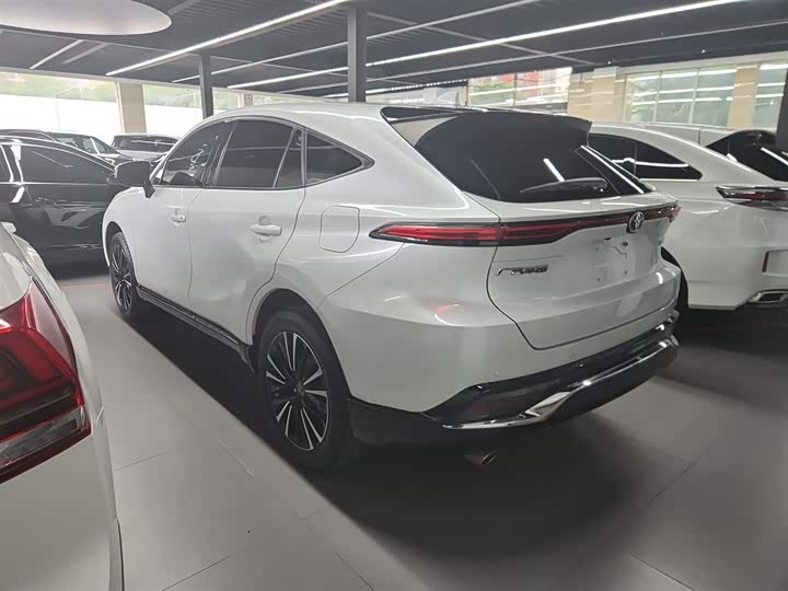 Фото 7 - Toyota Venza