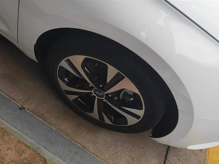 Hyundai Lafesta 2021 2021款 280TGDi DLX豪华版