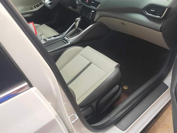 Hyundai Lafesta 2021 2021款 280TGDi DLX豪华版